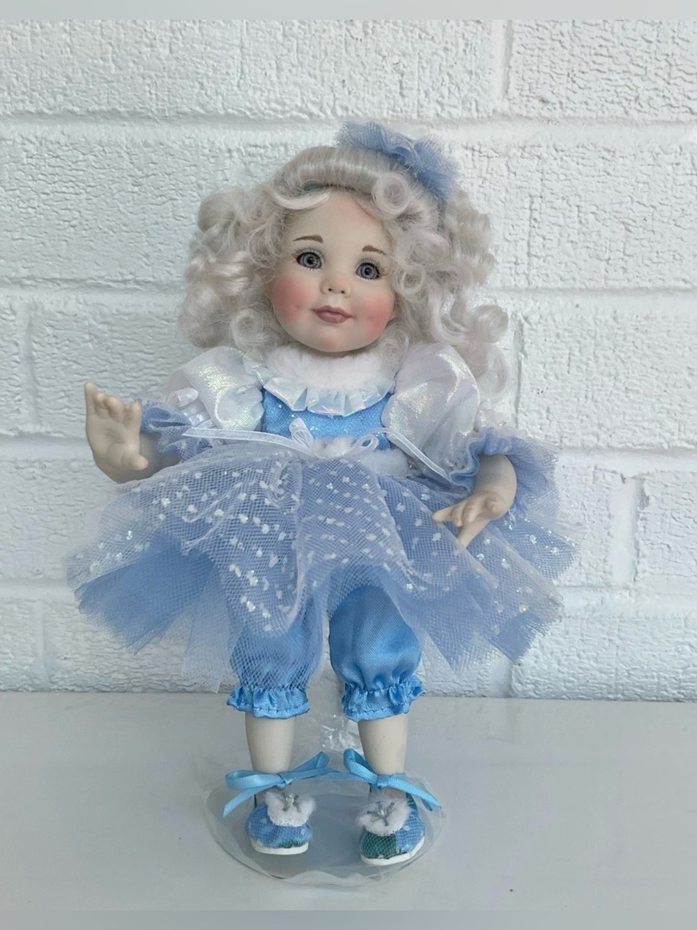 Marie Osmond Breena Snow Fairy Toddler Limited Edition 360/2000 Doll w/Stand